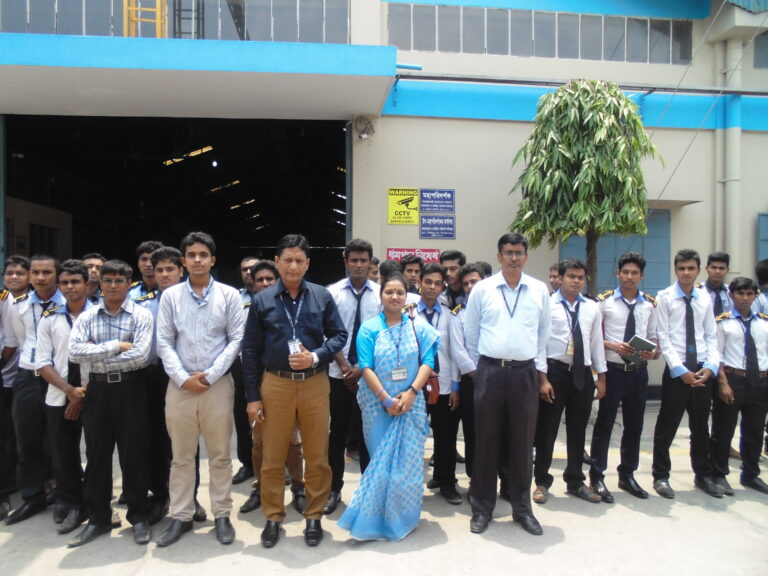গুরুকুল শিক্ষা পরিবার ইলেক্ট্রিক্যাল বিভাগের শিক্ষার্থীদের বিআরবি কেবল পরিদর্শন